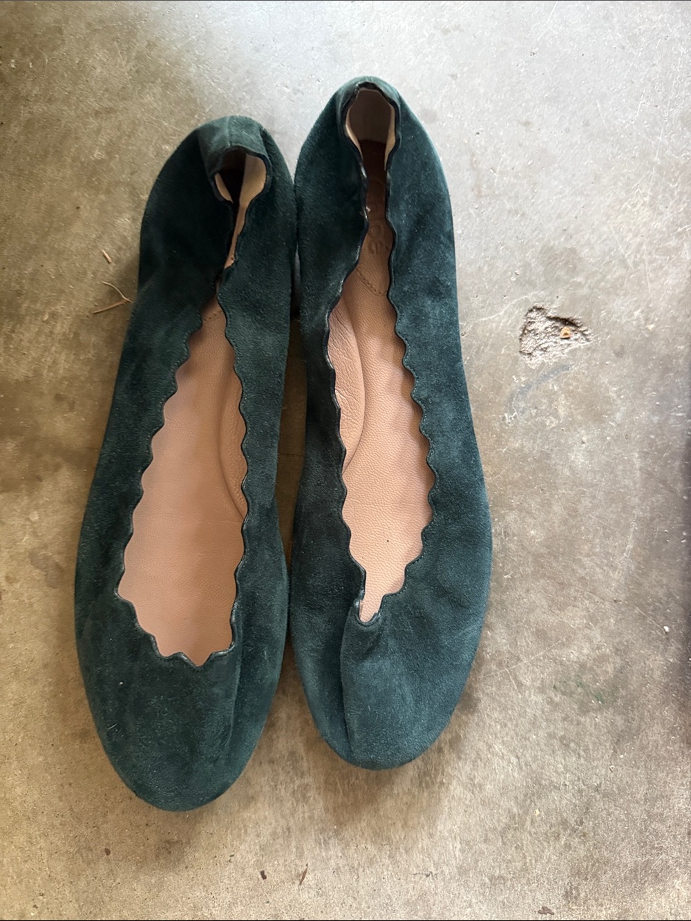 Chloé Dark Green Suede Scalloped Ballet Flats